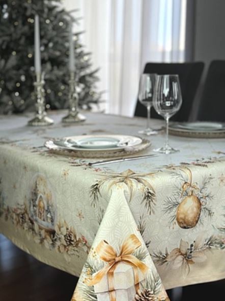 Скатерть GOLDEN СHRISTMAS 145*300 см